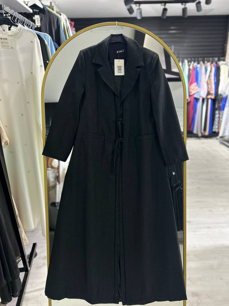 Kawther Yazlık Mantosu – Şık ve Siyah