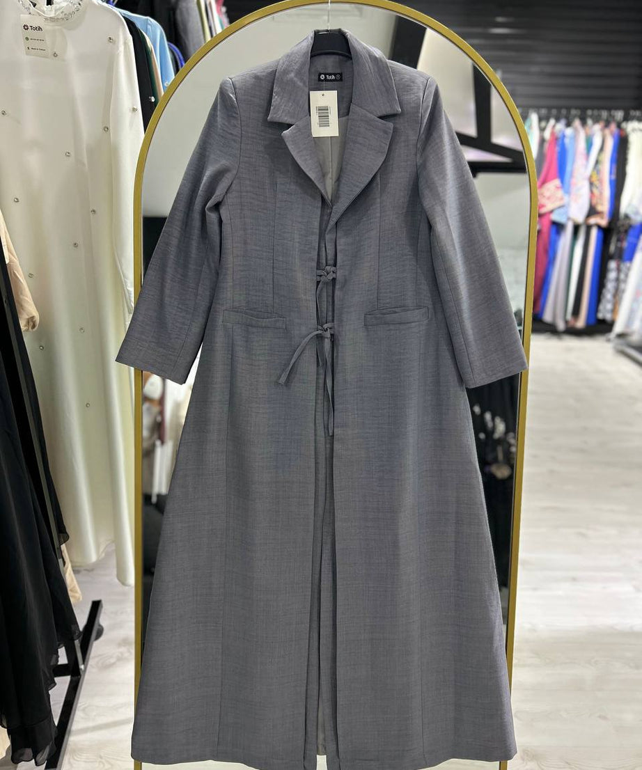 Kawther Yazlık Mantosu – Şık ve Pratik