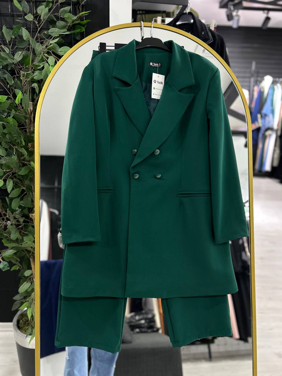 Rania Resmî Takımı (zümrüt)