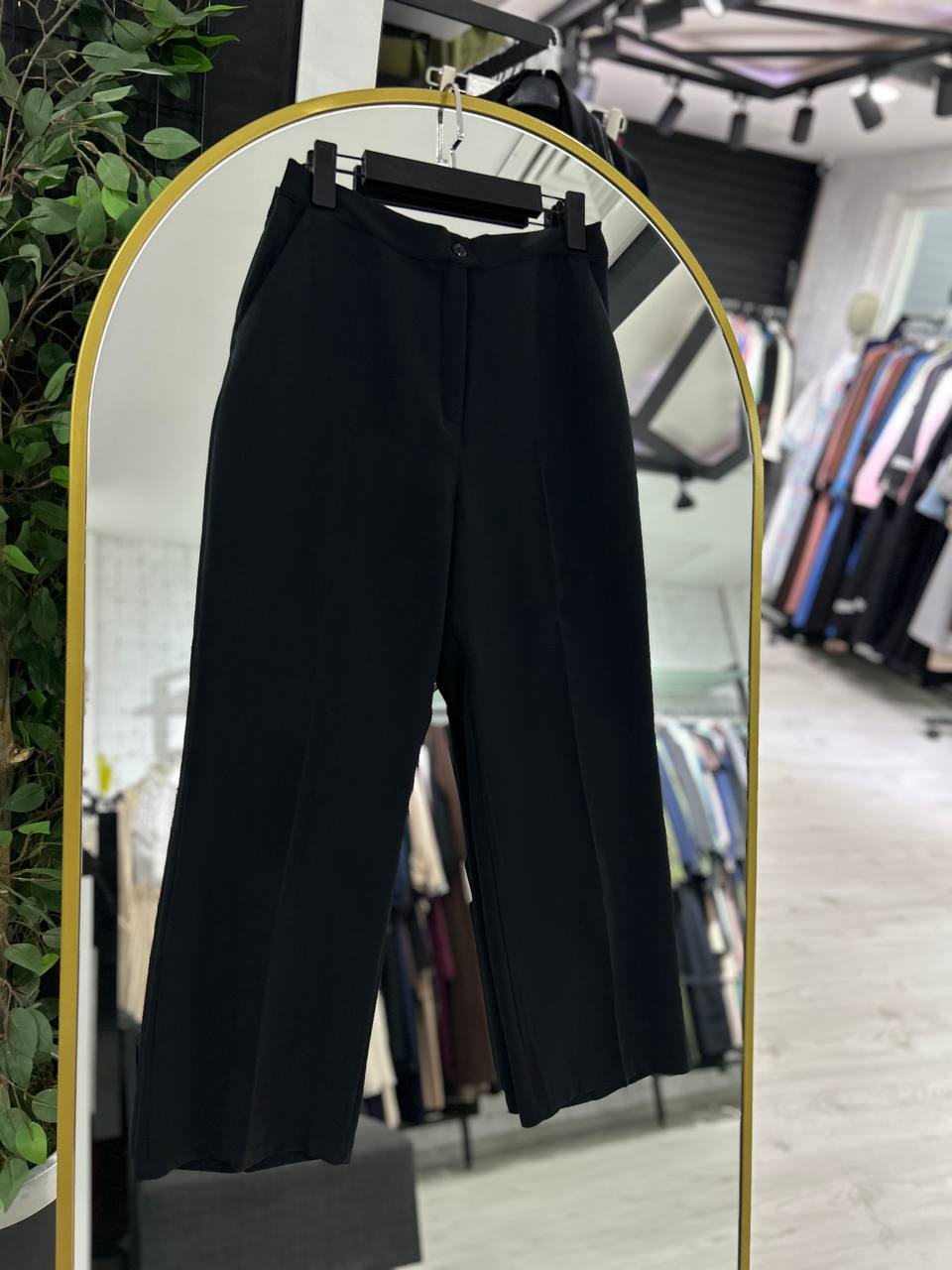 Rania Resmî Takımı (Siyah)