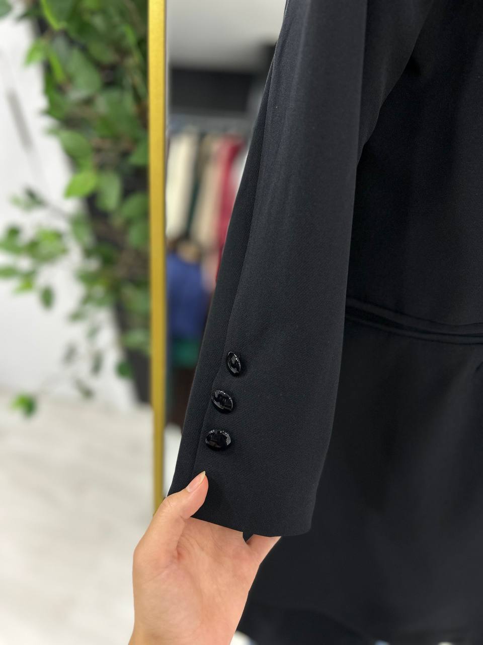 Rania Resmî Takımı (Siyah)